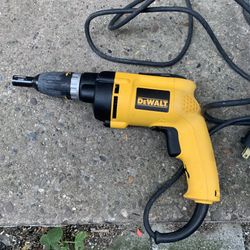 DEWALT DW257 Electric Drywall Deck Screw Driver Drill Tool is the perfect addition to any tool collection. With a voltage of 120V and corded electric 