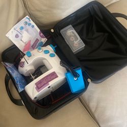 Mini Sewing Machine