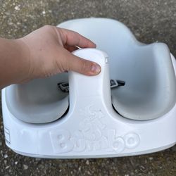 Baby chair with tray