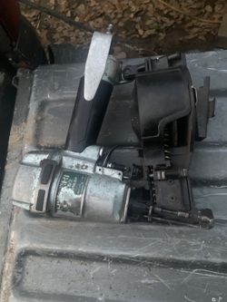 Roofing Nailer