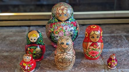 6 Sets of Vintage Rissian Nesting Dolls-Prices in Final Photo 