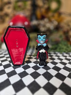 Halloween Dracula salt and pepper shakers