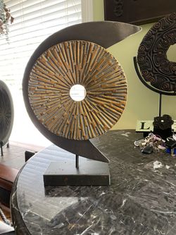 Metal table art