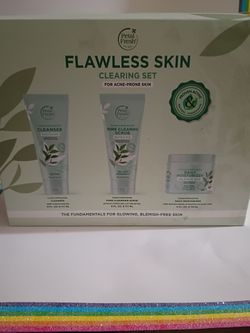 Petal Fresh Flawless Skin Clearing Set
