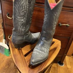 Woman’s Western Boots