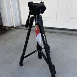 Camera and camcorder tripod