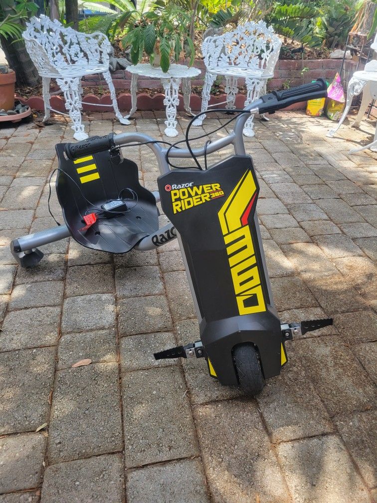 Razor Power Rider 360