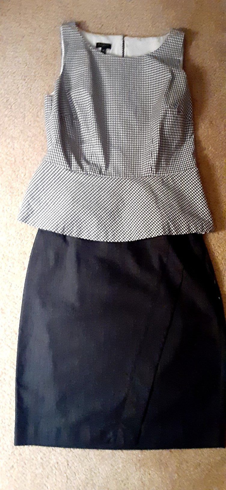 TALBOTS Denim Skirt & TALBOTS NAVY & WHITE TOP