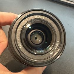Sony SEL28F20 FE 28mm f/2-22 Standard-Prime Lens for Mirrorless Cameras
