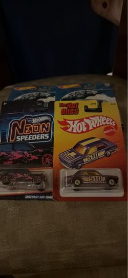 Hot wheels Datsun wagon & 510   P-2