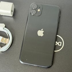 iPhone 11 , Unlocked  for all Company Carrier ,  Excellent Condition Like New 