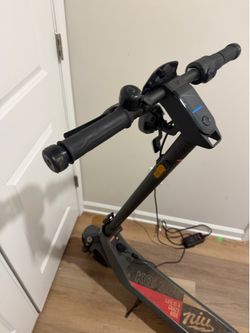 NIU Kick Scooter 200p