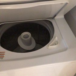 Washer Dryer Works Good
