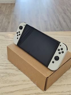Nintendo Switch OLED – Pre-Owned 💸 Only $179 - BEST GAMING CONSOLE DEAL IN TOWN
