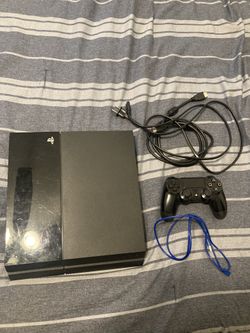 PlayStation 4 - Model CUH-1001A (500gb)