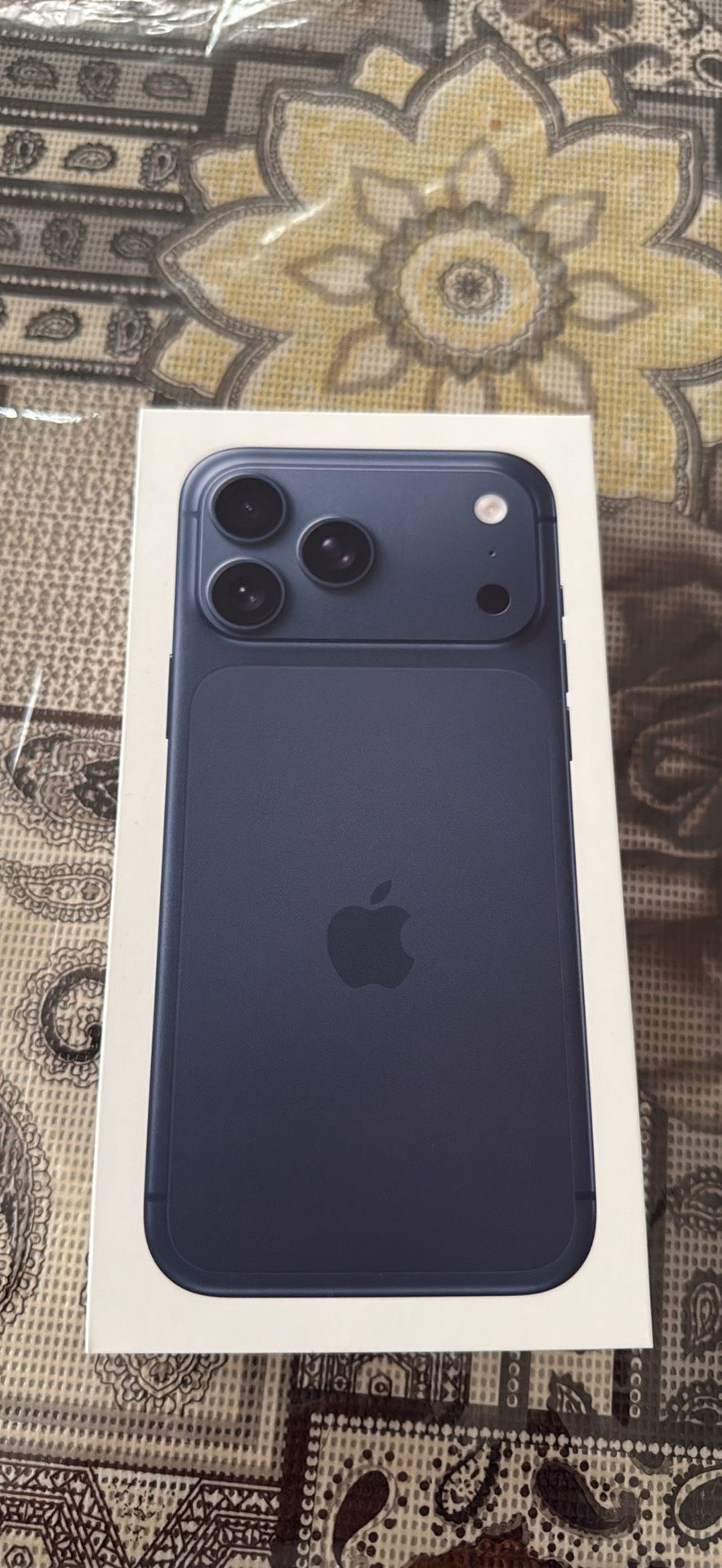iPhone 17 Pro max 256gb Sealed