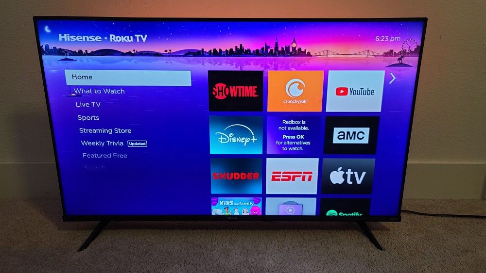 Hisense 43" 4K Roku TV (43R7G5)