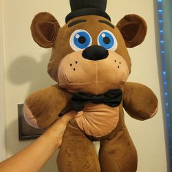 Five Nights At Freddy's 1, Freddy FazBear Jumbo Plush Bear (Collectable)