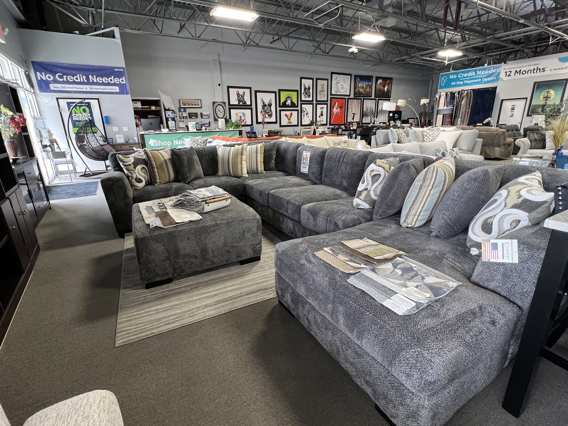 Large Deep Seating Sectional ✨😍 Easy Financing Available ✅✅