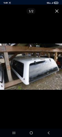 Leer Camper 2004-2006 Chevy/ Gmc 4 Door