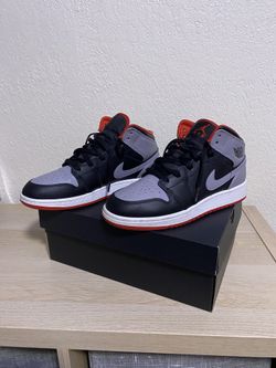 Air Jordan 1 Mid 