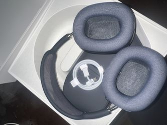 Midnight AirPod Max