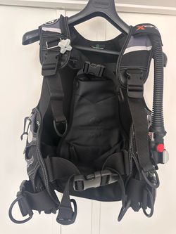 “Scubapro X-One / T-One BCD men’s size S
