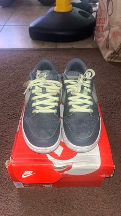 Glow in the dark Nike dunks size 5.5