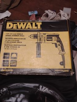 1/2" (13 mm) Single Speed Hammer Drill