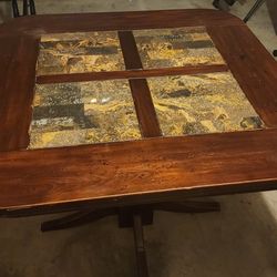 Dinning Table 