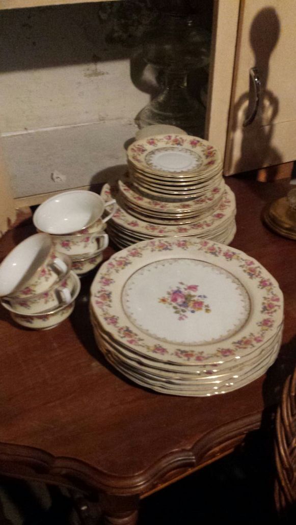 Vintage 40's Gold Castle China - made in Japan