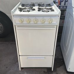 Small Kitchen Home Gas Stove