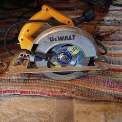 Dewalt SKILLSAW