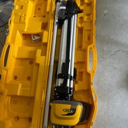 Spectra Precision LL300N-1 Self Leveling Laser Level Kit
