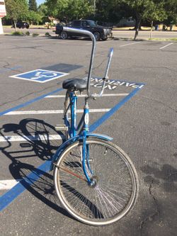 24” schwinn need tlc it’s great bike and mask straw hats