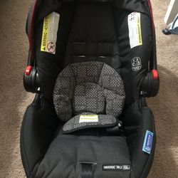 Graco Infant Carseat