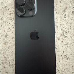 iPhone 15 Pro Max