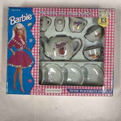 Barbie, China, tea party set