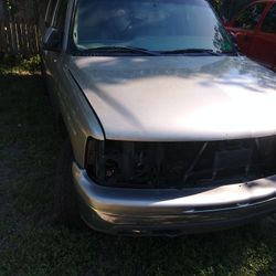 02 Chevy Suburban Parts Truck What Do You Need