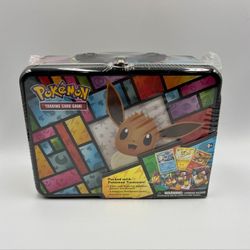 Pokemon TCG: Eevee Collector Chest 2021 - 3 Promo Cards and 5 Booster Packs
