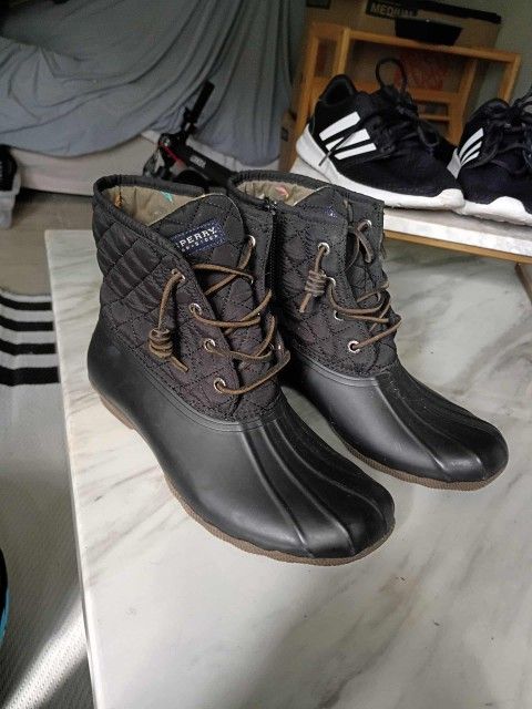 Sperry Women's Saltwater Quilted Duck Boot