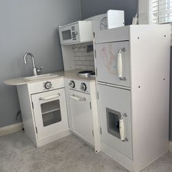 Kitchen Set For Kids With Kitchen Appliances 