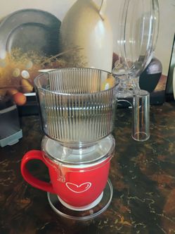Pampered Chef Tea Steeper and Dispenser