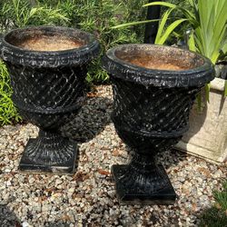 26”Tall x18” Wide Vintage Urn Solid Concrete Urn Planters