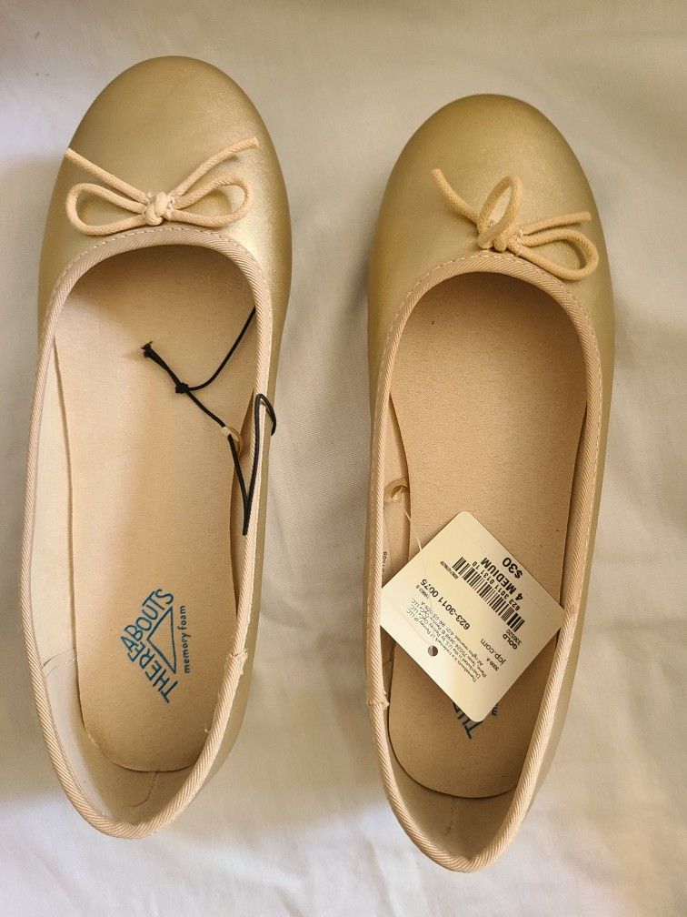 Girl's Lexi flat shoes Therabouts brand