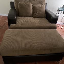 Kevin Charles Large Oversized Chair