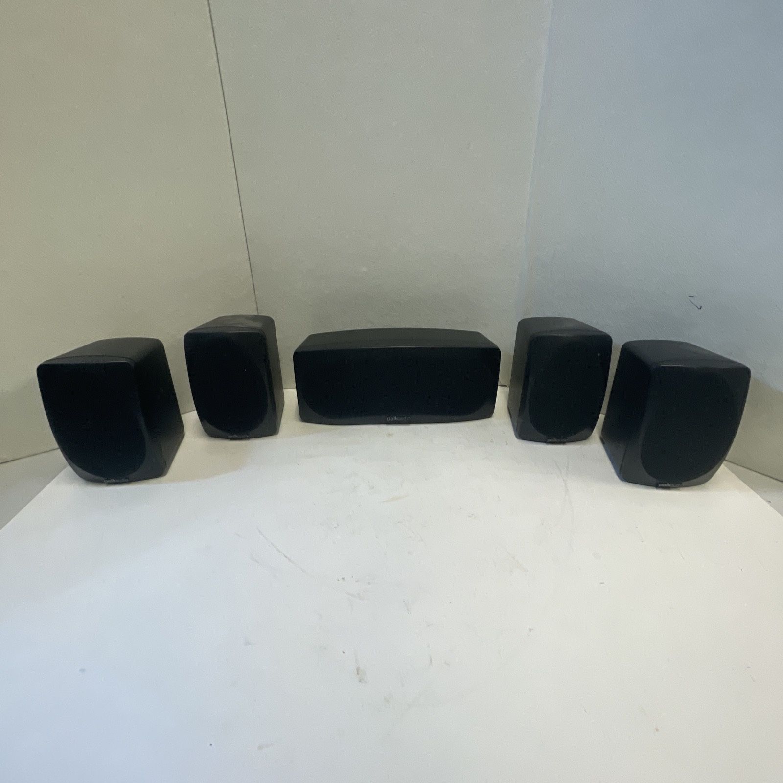 Polk Audio RM6005 Compact Home Theater Speaker System / SAT 4522 - Set Of 5