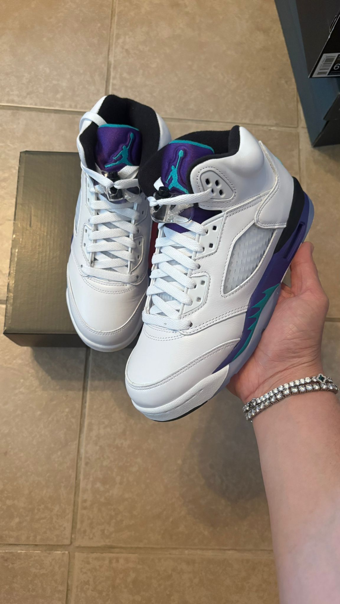 Air Jordan 5 Retro Grape Size 5.5Y
