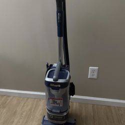 Shark Vacuum Cleaner 