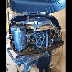 Classic / Vintage 1956 Evinrude Boat Motor